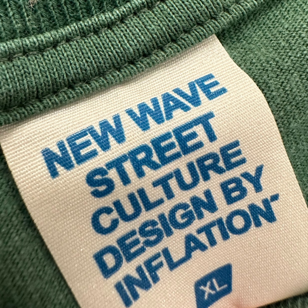Oversized Tee! - Picture 4 of 4